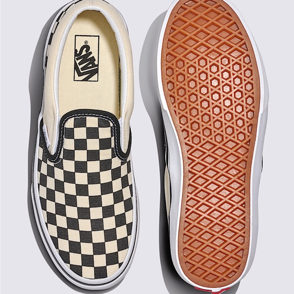 Vans l Checkered Slip-On Shoes - Picture 2 of 7